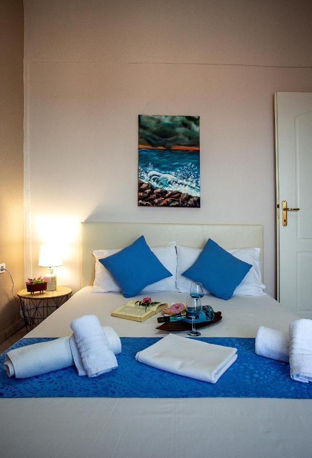 Endless Blue Sunshine Villa PalaiónTsiflíkion Buitenkant foto